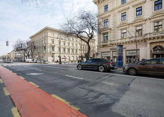 Evergreen Downtown Budapest